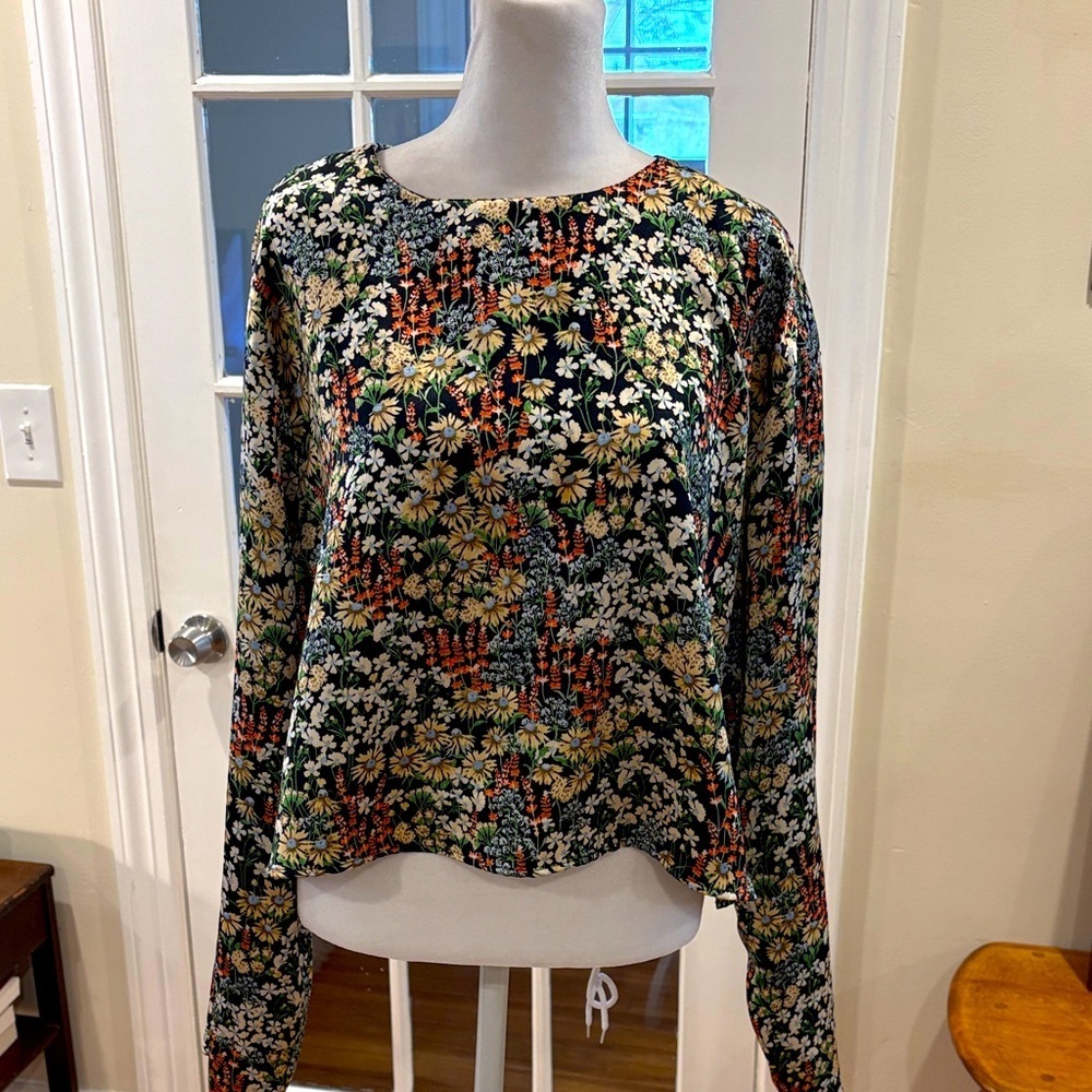 H&M Floral Long-Sleeve Top. Size XXL